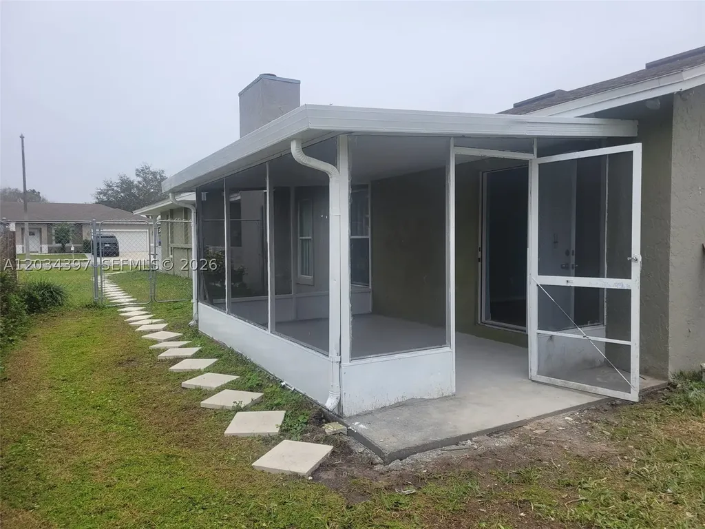 20420 Marlin Street Orlando FL 32833