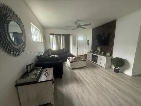 2538 Coolidge Street Hollywood FL 33020