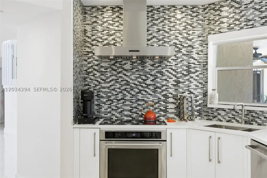 9612 N Carousel Circle N Boca Raton FL 33434
