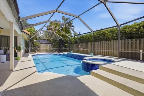 9612 N Carousel Circle N Boca Raton FL 33434