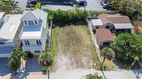 510 Saturn Lane Juno Beach FL 33408
