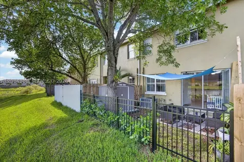 2491 SE 13th Court Homestead FL 33035