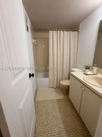 1480 W 46th Street Hialeah FL 33012