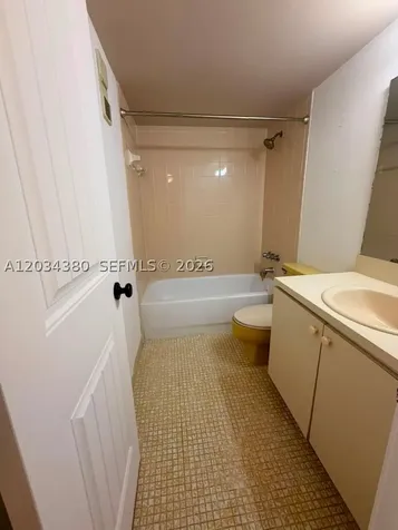 1480 W 46th Street Hialeah FL 33012