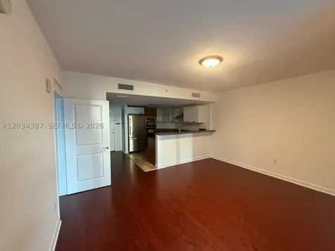170 SE 14th Street Miami FL 33131