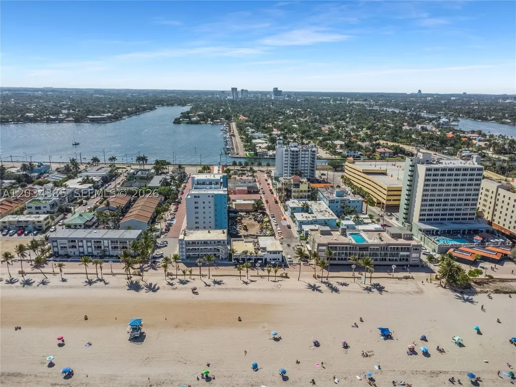 300 Van Buren Street Hollywood FL 33019