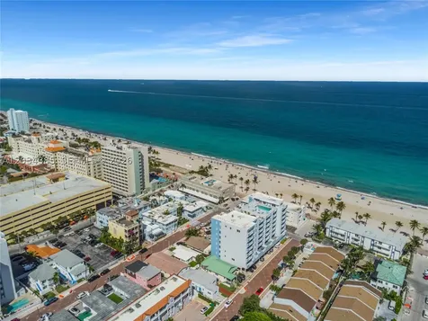 300 Van Buren Street Hollywood FL 33019
