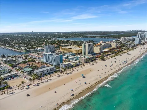 300 Van Buren Street Hollywood FL 33019