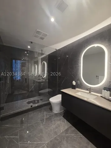 20 NE 11 South Miami FL 33132
