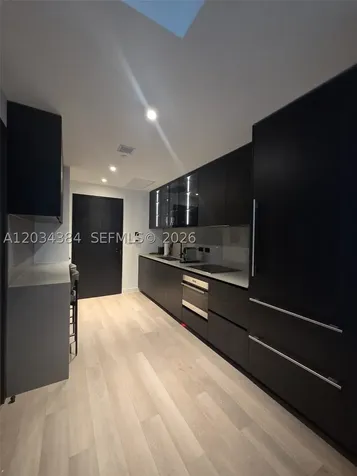 20 NE 11 South Miami FL 33132