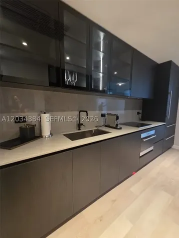 20 NE 11 South Miami FL 33132