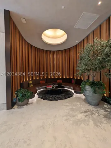 20 NE 11 South Miami FL 33132