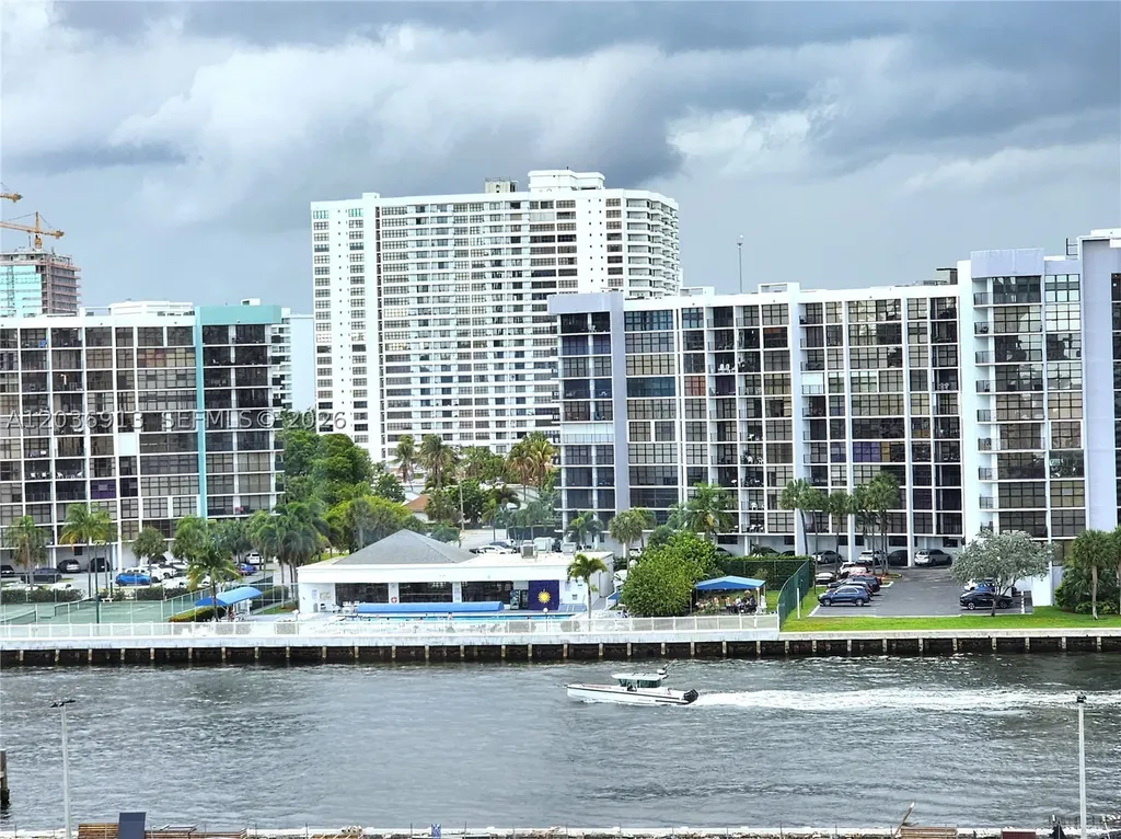 3505 S Ocean Drive Hollywood FL 33019