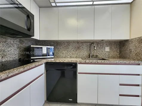 3505 S Ocean Drive Hollywood FL 33019