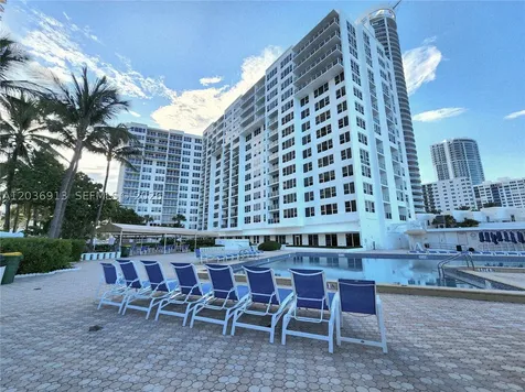 3505 S Ocean Drive Hollywood FL 33019