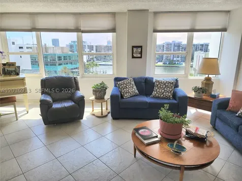 3505 S Ocean Drive Hollywood FL 33019