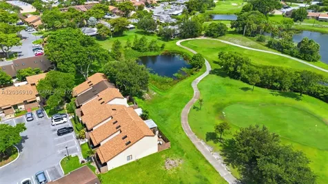 2152 SW 81st Way Davie FL 33324