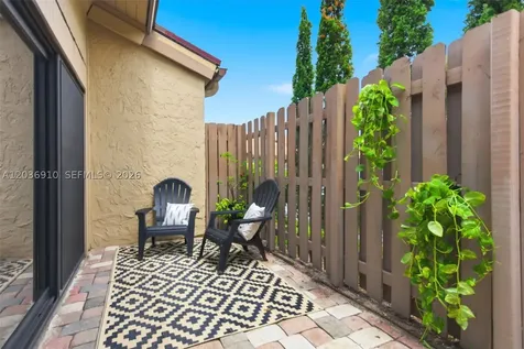 2152 SW 81st Way Davie FL 33324