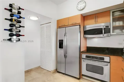 31 SE 5th Street Miami FL 33131