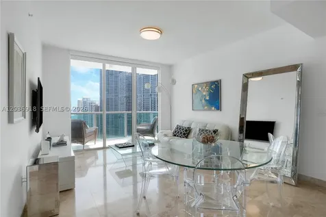 31 SE 5th Street Miami FL 33131
