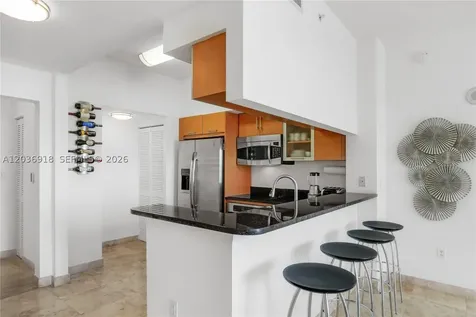 31 SE 5th Street Miami FL 33131