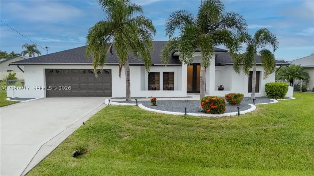 3728 SE 18 Avenue Cape Coral FL 33904