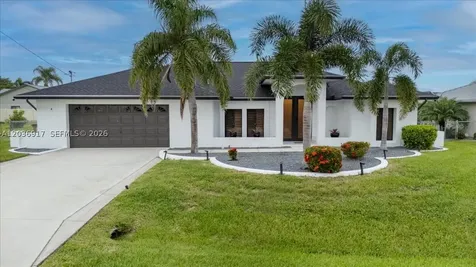 3728 SE 18 Avenue Cape Coral FL 33904