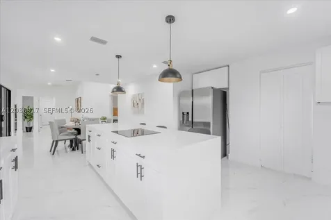 3728 SE 18 Avenue Cape Coral FL 33904