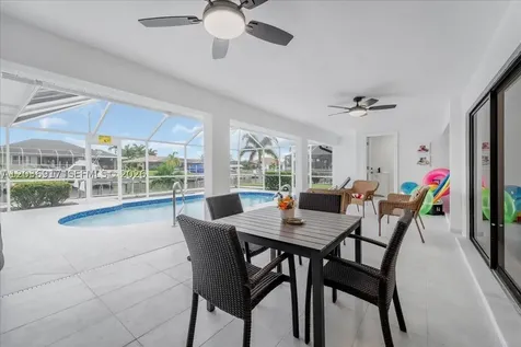 3728 SE 18 Avenue Cape Coral FL 33904