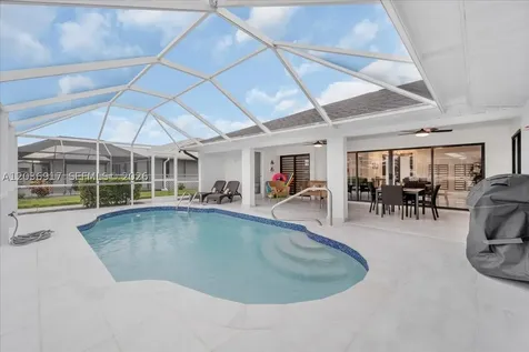 3728 SE 18 Avenue Cape Coral FL 33904