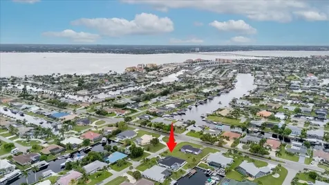 3728 SE 18 Avenue Cape Coral FL 33904