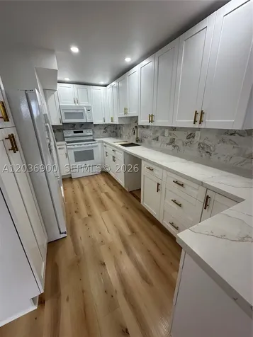 10090 NW 80th Court Hialeah Gardens FL 33016