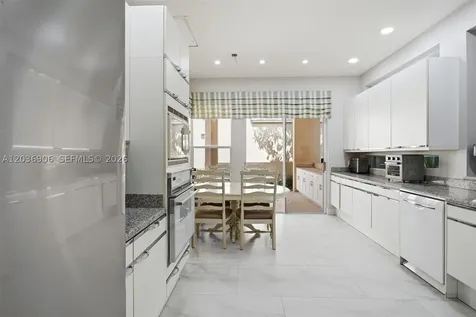 3722 NE 208th Terrace Aventura FL 33180