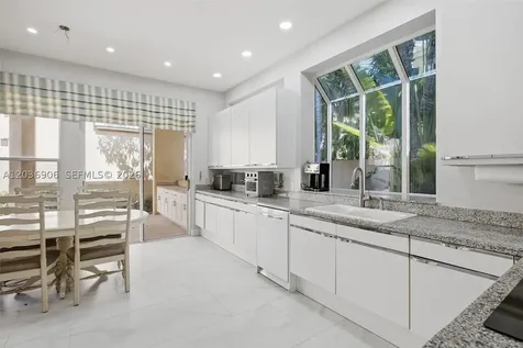 3722 NE 208th Terrace Aventura FL 33180