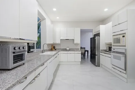 3722 NE 208th Terrace Aventura FL 33180