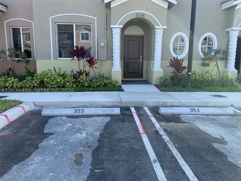 1078 SE 23rd Terrace Homestead FL 33035
