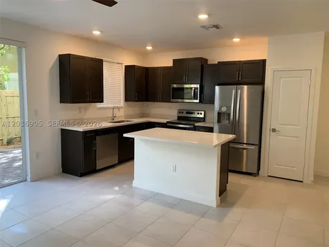 1078 SE 23rd Terrace Homestead FL 33035