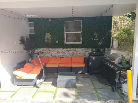 168 NW 32nd Street Miami FL 33127