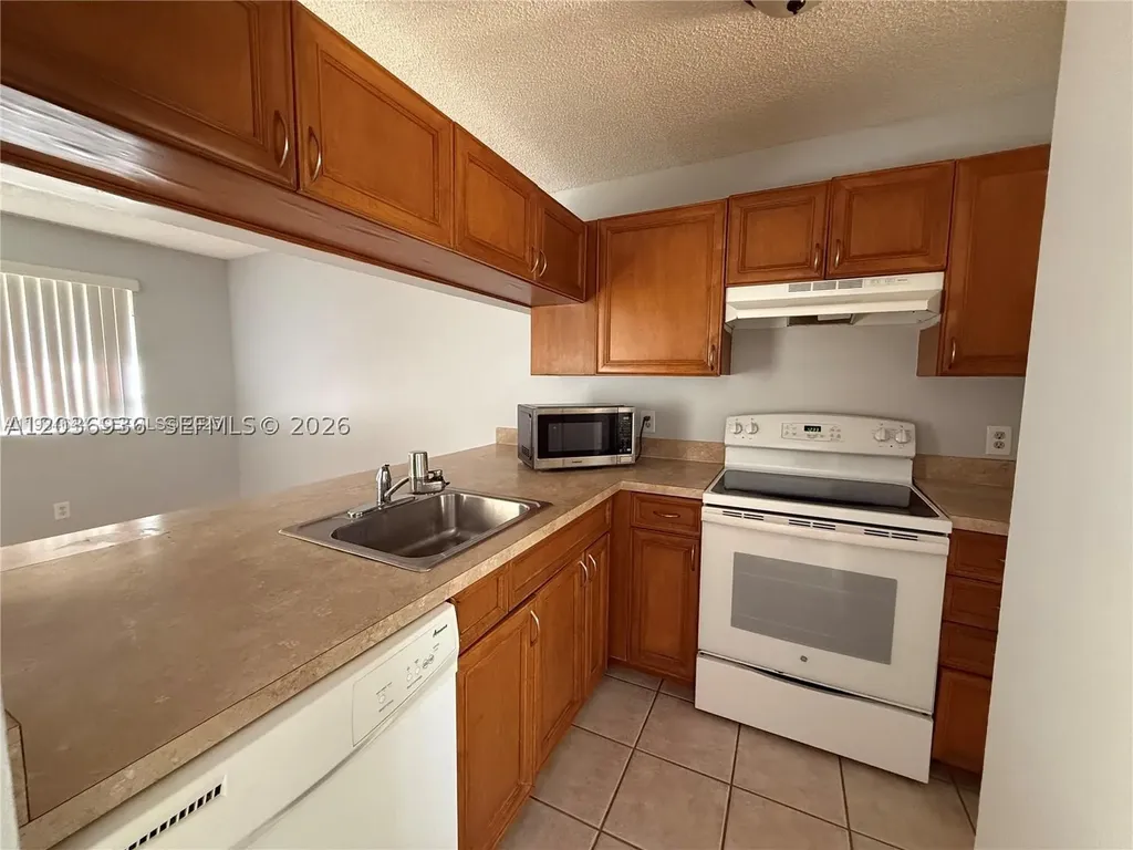 937 Coral Club Drive Coral Springs FL 33071