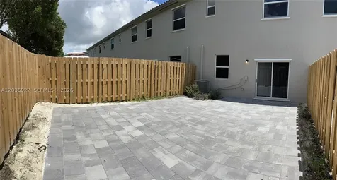 1120 SE 26th Terrace Homestead FL 33035