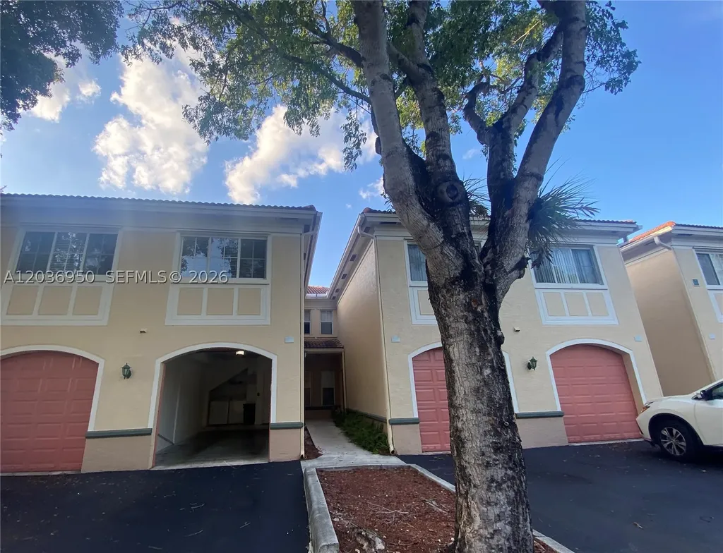 2492 Centergate Drive Miramar FL 33025