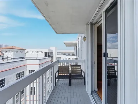 3588 Collins Avenue Miami Beach FL 33140
