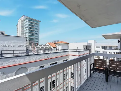 3588 Collins Avenue Miami Beach FL 33140