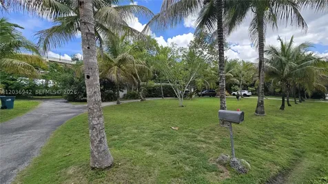 8603 SW 68th St Road Miami FL 33143