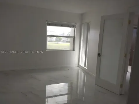 805 SW 113th Way Pembroke Pines FL 33025