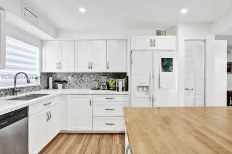 4555 SW 68th Ct Circle Miami FL 33155