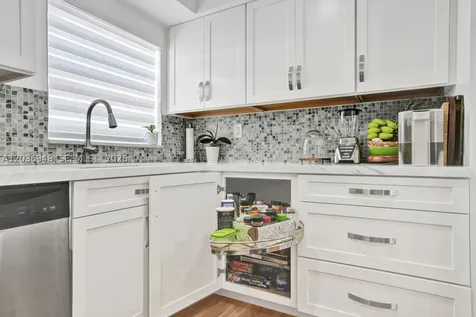 4555 SW 68th Ct Circle Miami FL 33155