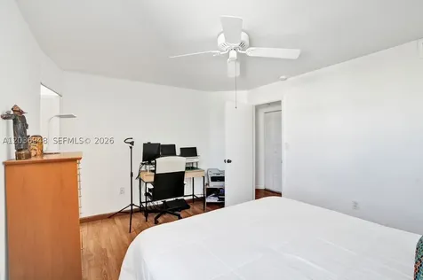 4555 SW 68th Ct Circle Miami FL 33155