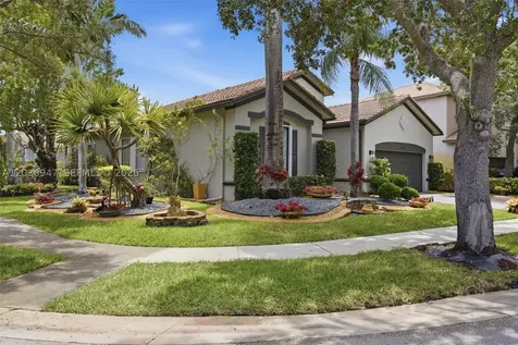 19308 Stonebrook Street Weston FL 33332