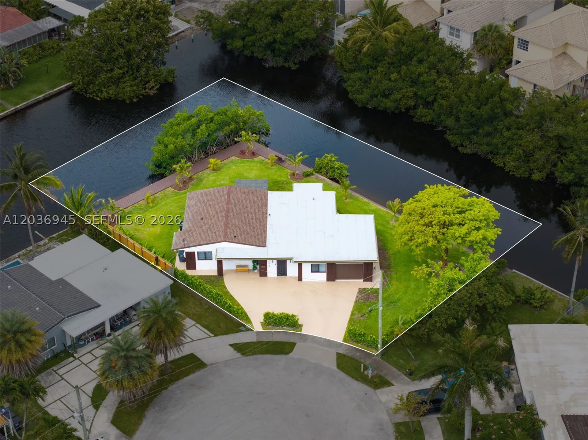 1178 Grant Street Hollywood FL 33019